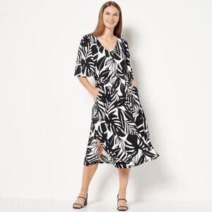 Black & White Leaf Print Midi Dress - Girl with Curves
